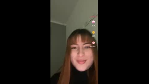 Liah Ferrer online show from October 27, 11:20 pm