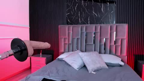 Snapshot of liahfontaine chatting on October 28, 11:25 am Liah Fontaine online show from October 28, 11:25 am