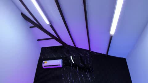 Snapshot of liahfontaine chatting on October 30, 11:11 am Liah Fontaine online show from October 30, 11:11 am