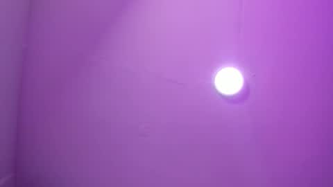 Snapshot of liahfontaine chatting on December 1, 11:37 am Liah Fontaine online show from December 1, 11:37 am