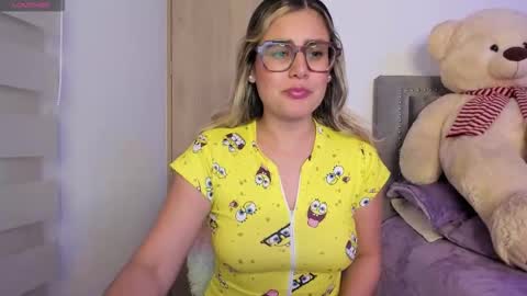 Snapshot of liahkimi chatting on November 5, 11:16 pm Lia online show from November 5, 11:16 pm