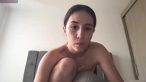 Snapshot of liahrommie chatting on February 15, 3:53 pm Amy online show from February 15, 3:53 pm