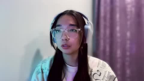 Snapshot of liaisonx_rosa chatting on November 6, 3:02 pm liaisonx_rosa online show from November 6, 3:02 pm