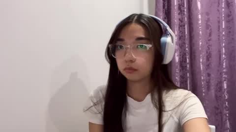 Snapshot of liaisonx_rosa chatting on November 24, 12:16 pm liaisonx_rosa online show from November 24, 12:16 pm