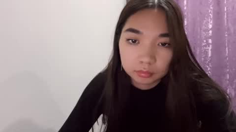 Snapshot of liaisonx_rosa chatting on December 5, 11:19 am liaisonx_rosa online show from December 5, 11:19 am