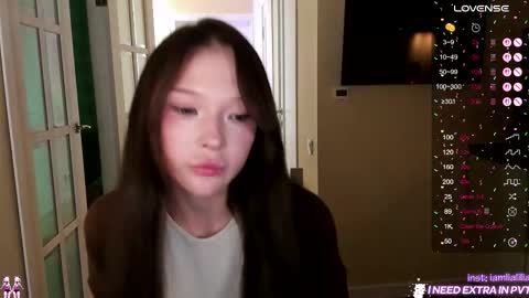 lialilia online show from October 16, 2:51 pm