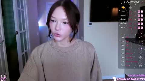 lialilia online show from October 26, 9:04 am