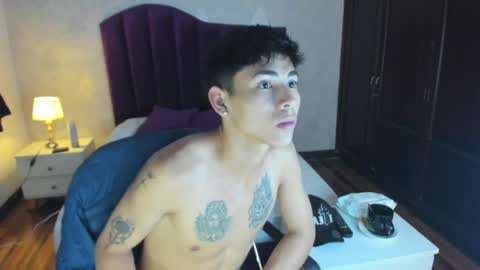 Snapshot of liam_adamms chatting on June 15, 3:47 pm Liam Adamms online show from June 15, 3:47 pm