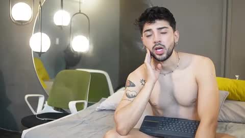 Liam  Luca online show from March 9, 8:42 pm