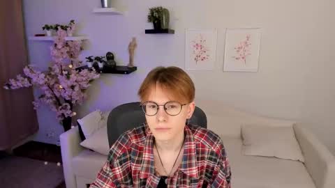 Snapshot of liam_blair chatting on March 15, 5:13 am LIAM online show from March 15, 5:13 am