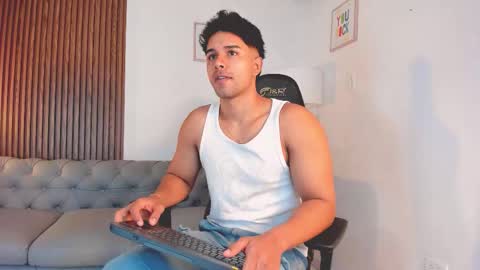 Liam Collins online show from October 18, 11:33 am