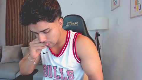 Liam Collins online show from October 28, 11:36 am