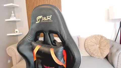 Liam Collins online show from November 22, 11:53 am