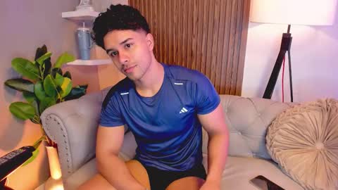 Liam Collins online show from December 3, 12:03 pm