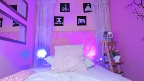 Liam online show from February 5, 3:00 am