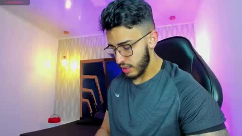 LIAM KLEIN online show from February 13, 11:17 am