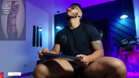 LIAM KLEIN online show from March 10, 11:15 am