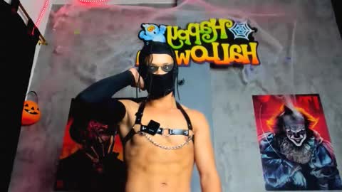 Snapshot of liam_knight chatting on November 1, 1:51 am liam_knight online show from November 1, 1:51 am