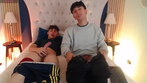 Snapshot of liam_lux chatting on April 29, 1:48 pm LIAM online show from April 29, 1:48 pm