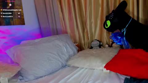 liam online show from November 5, 2:33 am