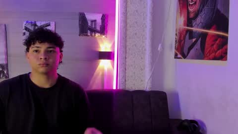 liam online show from November 15, 12:45 pm