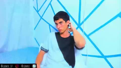 liam_scott7 online show from September 28, 12:49 am