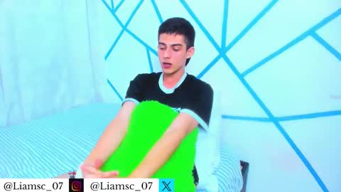 Liam scott77 online show from January 8, 4:37 am