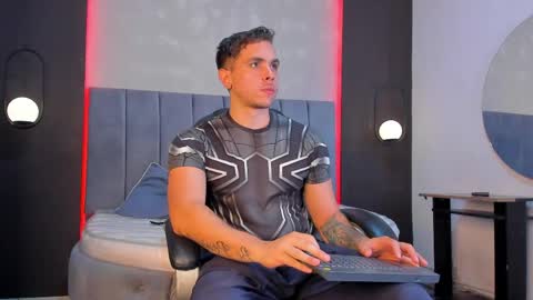 Liam online show from April 15, 12:23 pm