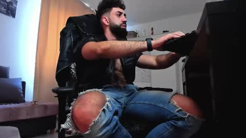 Liam online show from March 8, 7:56 am