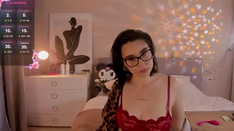 liamayyy online show from December 1, 2:38 am