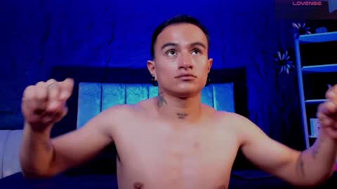 Snapshot of liamdeep_ chatting on June 6, 8:46 pm LiamDeep online show from June 6, 8:46 pm