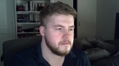 Snapshot of liamfoxx chatting on March 4, 2:50 am Liam Fox online show from March 4, 2:50 am