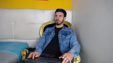 LiamLuxe online show from September 17, 1:24 pm