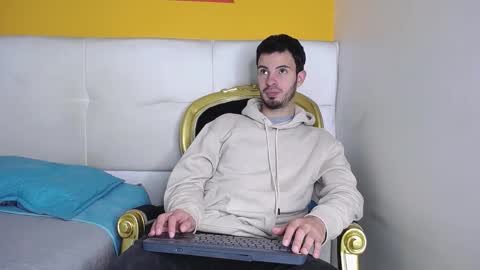 LiamLuxe online show from September 22, 12:40 pm
