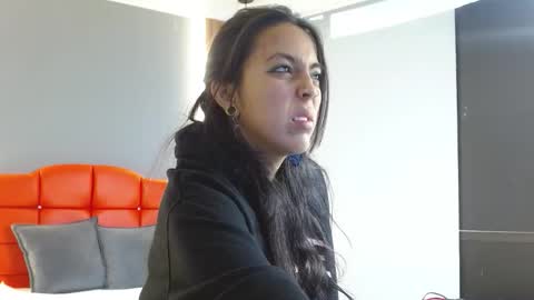 L I A M O N R O E online show from February 11, 11:59 am