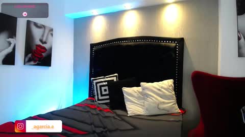 liam online show from March 15, 1:11 am