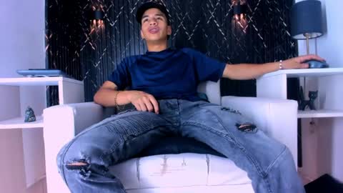 Lian Jacob online show from June 2, 7:27 pm
