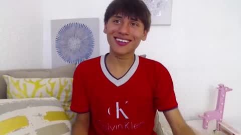 SAMUEL SAMY online show from October 28, 7:49 pm