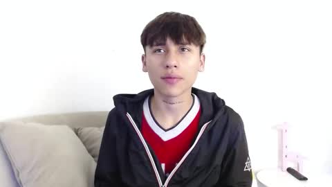 SAMUEL SAMY online show from November 13, 7:46 pm