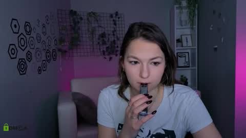 Li online show from March 18, 10:07 am