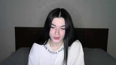 Snapshot of liana_diva chatting on February 2, 10:39 pm liana_diva online show from February 2, 10:39 pm