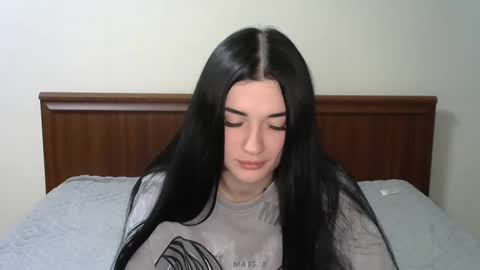 Snapshot of liana_diva chatting on February 25, 7:58 pm liana_diva online show from February 25, 7:58 pm