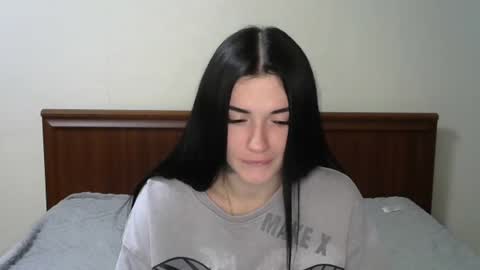 Snapshot of liana_diva chatting on February 25, 11:00 pm liana_diva online show from February 25, 11:00 pm