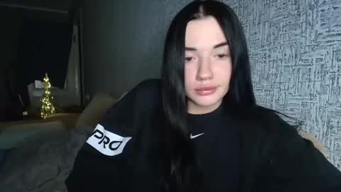 liana_diva online show from December 19, 6:37 pm