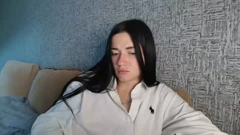 Snapshot of liana_diva chatting on June 22, 4:04 pm liana_diva online show from June 22, 4:04 pm