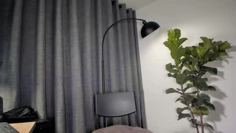 lianewhite online show from October 17, 12:47 am