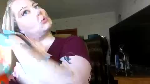 liaorgel online show from March 11, 4:57 pm