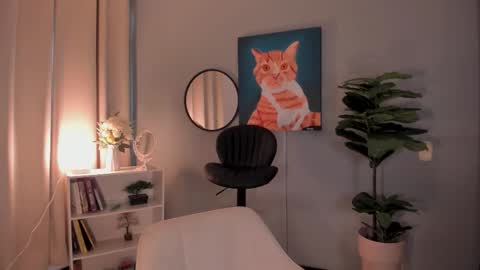 Lia online show from November 4, 12:26 pm