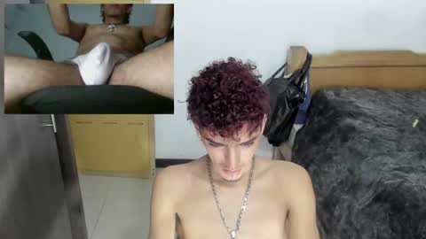 Snapshot of liardemons chatting on November 19, 1:49 am pipe independed model online show from November 19, 1:49 am