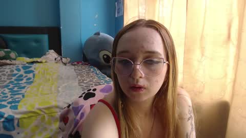 Lia Roberts online show from February 7, 3:08 pm